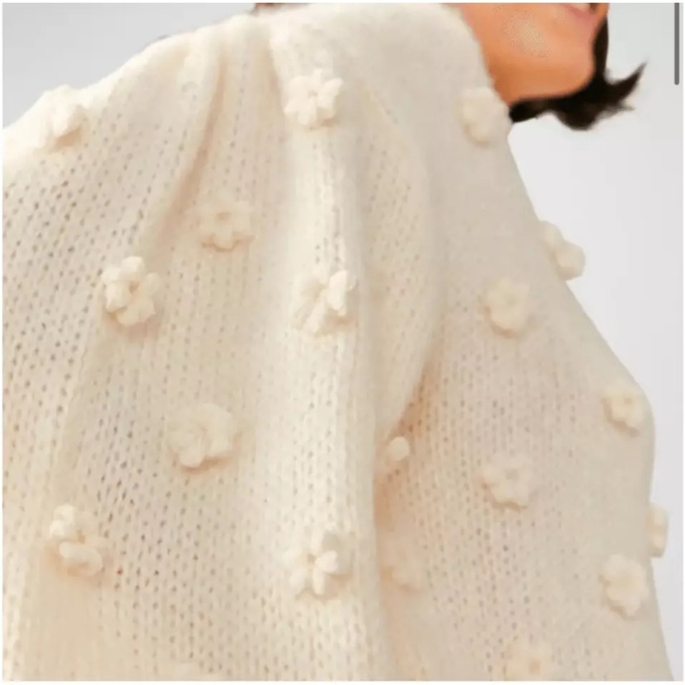 Farm Rio Floral Applique Lantern Sleeve Sweater Cream Mock Neck Trendy Sz S - Picture 2 of 16